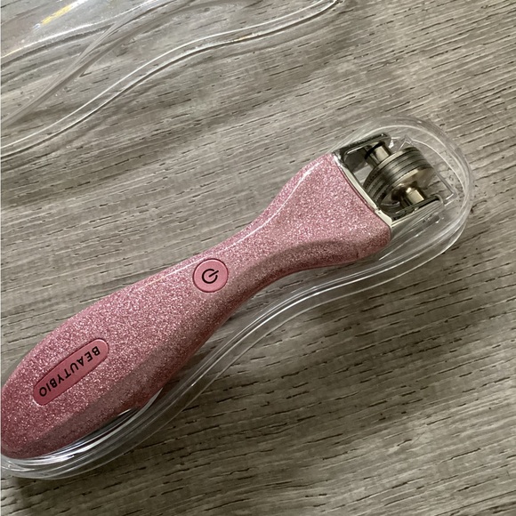 BeautyBio GloPRO Facial Microneedling Tool w Face Eye Body Attachments - Picture 4 of 6